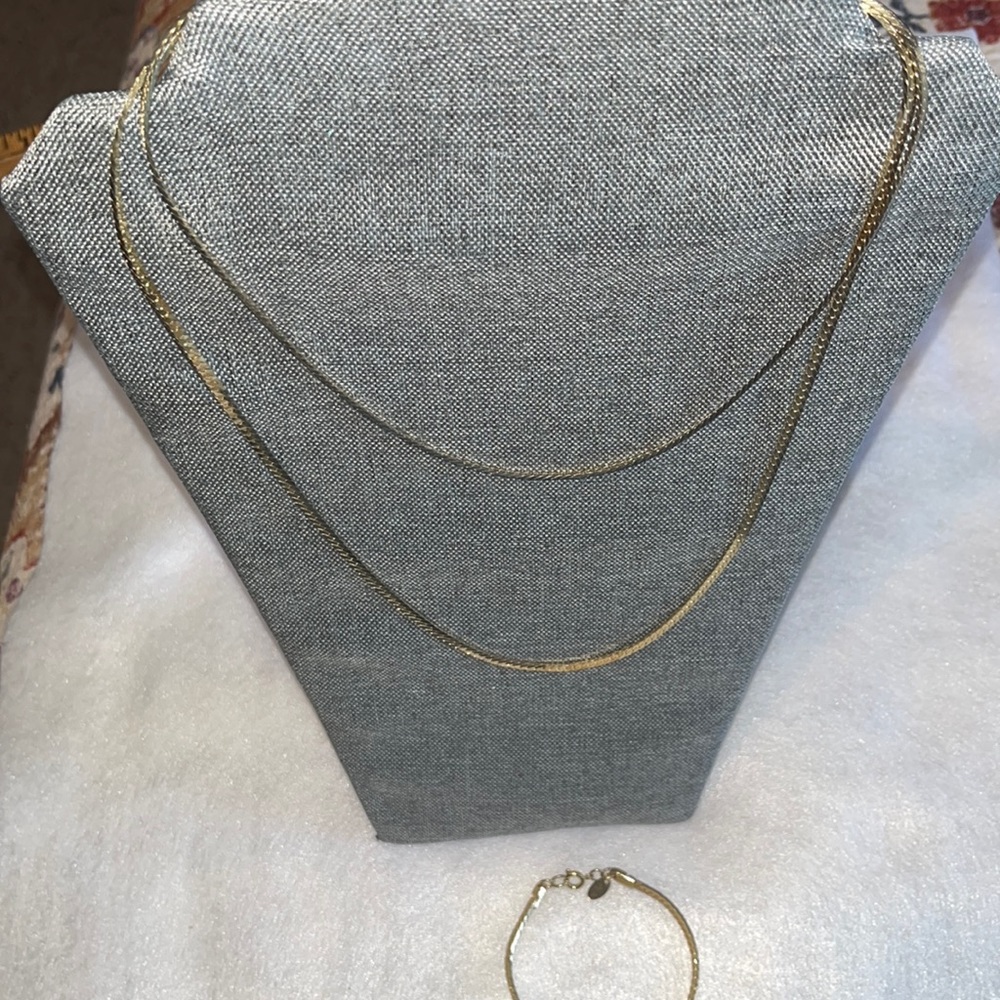 Medici gold-tone chains and bracelet